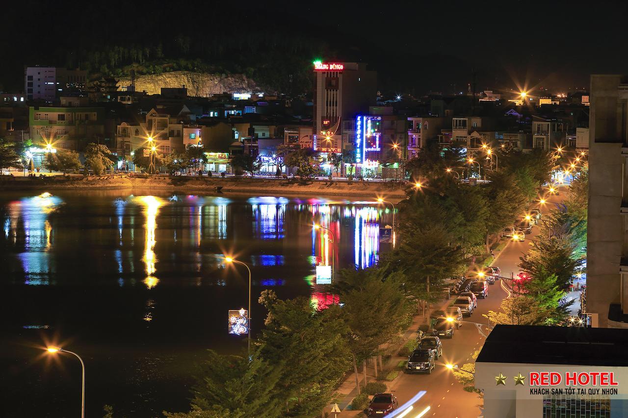 Red Hotel Quy Nhon Esterno foto