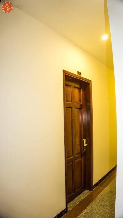 Red Hotel Quy Nhon Esterno foto